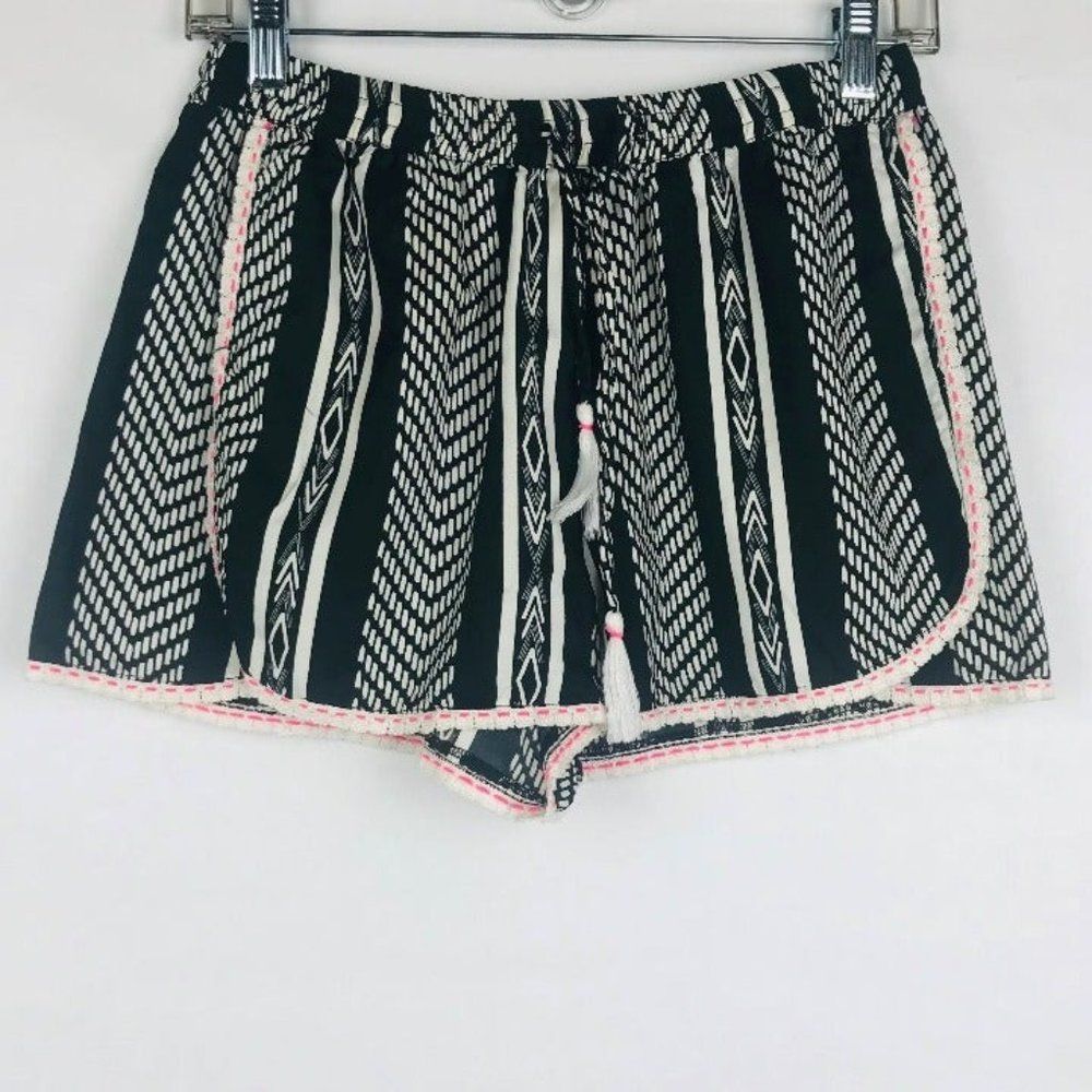 Fashion Web Tribal Print Shorts